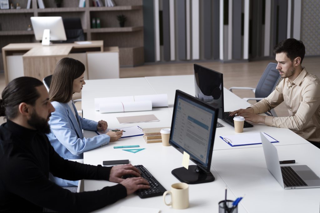 IT help desk outsourcing